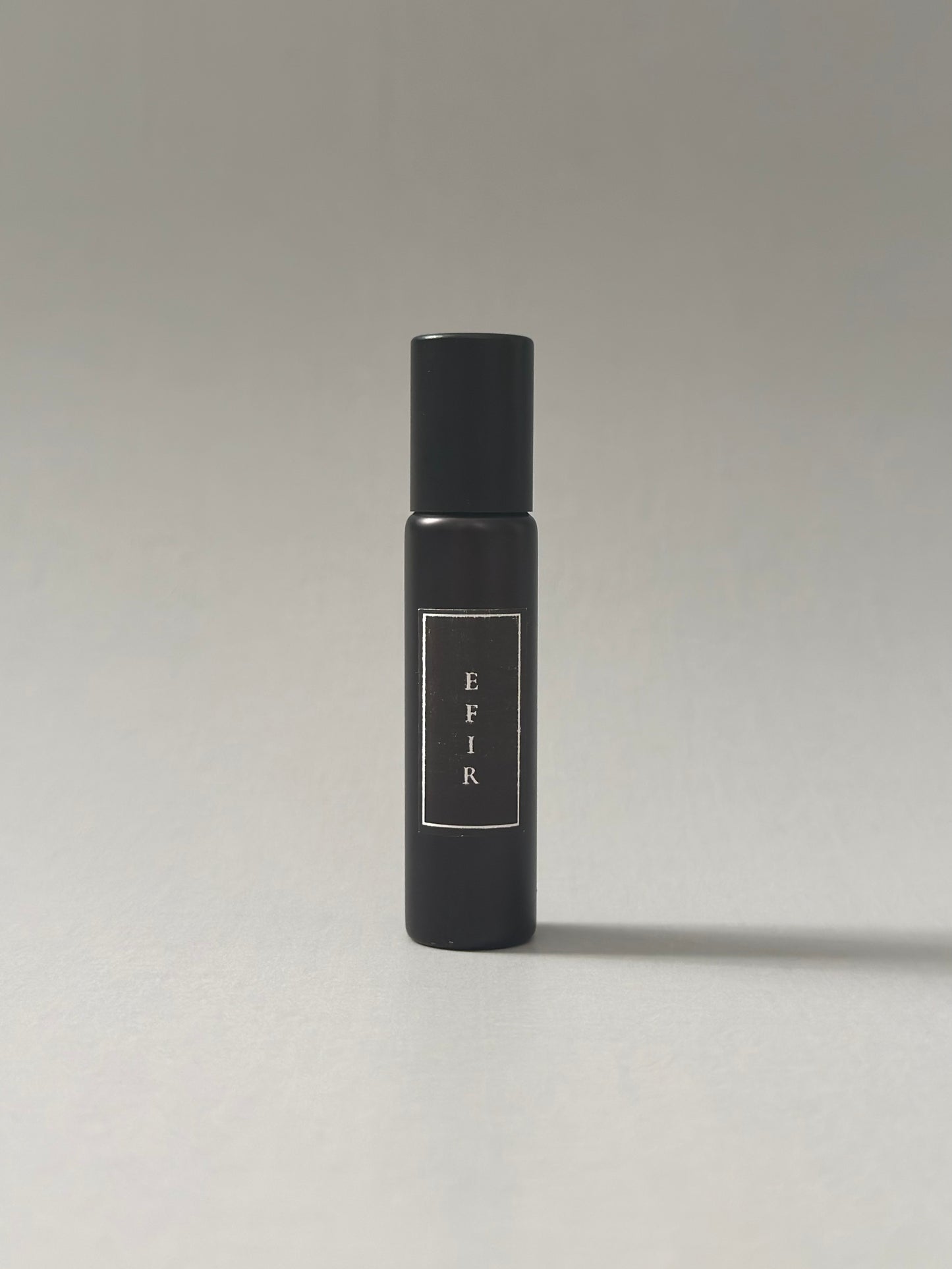 EFIR | Oil Parfum - pomegranate, benzoin, labdanum, amber