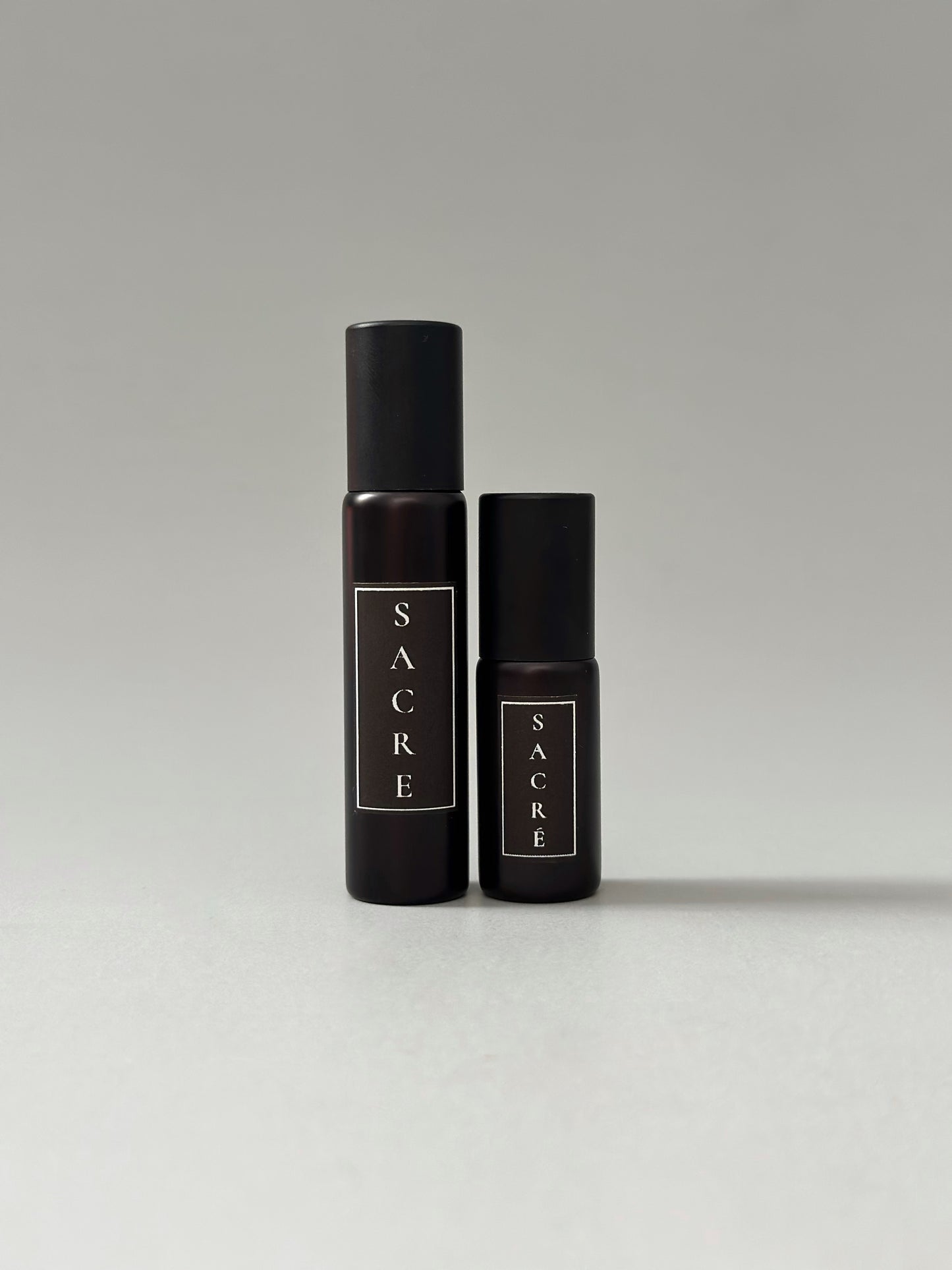 SACRE | Oil Parfum - burning incense, benzoin, frankincense, myrrh, cistus