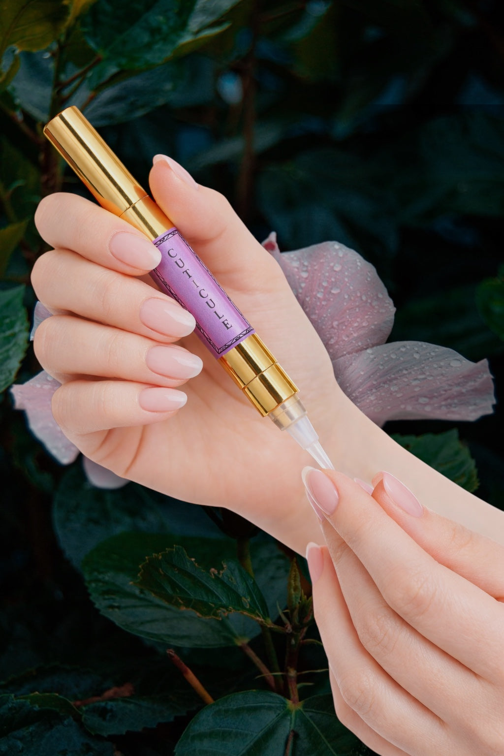 FLORAÉ | Cuticle Oil - pink lotus, champaca, yuzu, oud